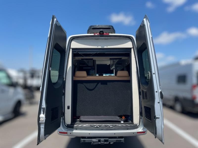 2025 Coachmen 2025 Coachmen Galleria - thumbnail 8