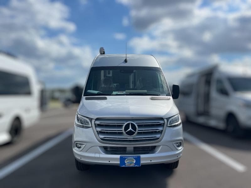 2025 Coachmen 2025 Coachmen Galleria - thumbnail 3