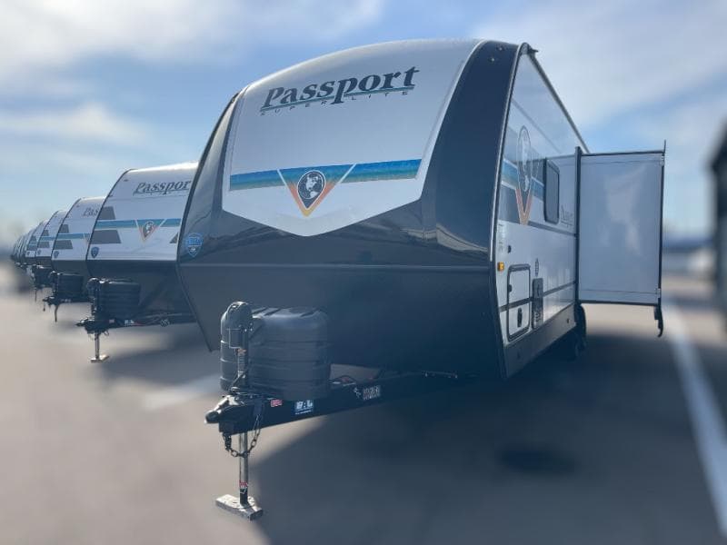 2025 Keystone RV 2025 Keystone RV Passport Super Lite - thumbnail 4