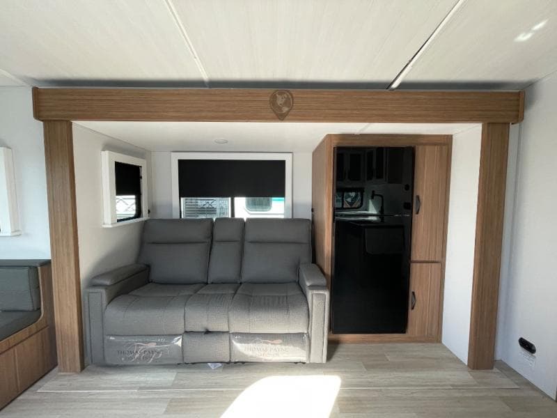 2025 Keystone RV 2025 Keystone RV Passport Super Lite - thumbnail 9