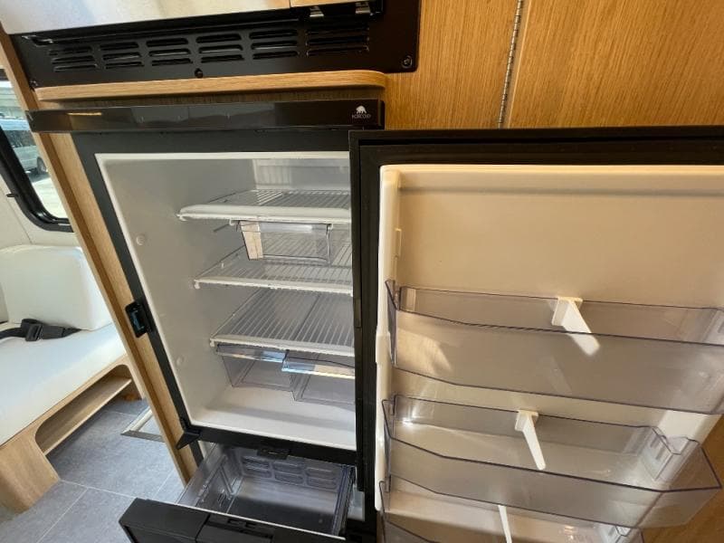 2025 Leisure Travel Vans 2025 Leisure Travel Vans Wonder - thumbnail 18