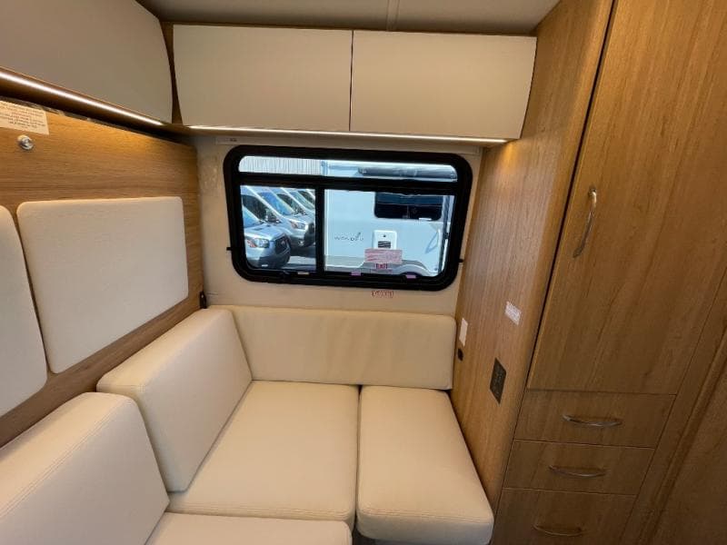2025 Leisure Travel Vans 2025 Leisure Travel Vans Wonder - thumbnail 31