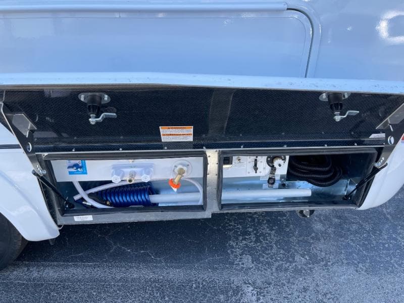 2025 Leisure Travel Vans 2025 Leisure Travel Vans Wonder - thumbnail 52