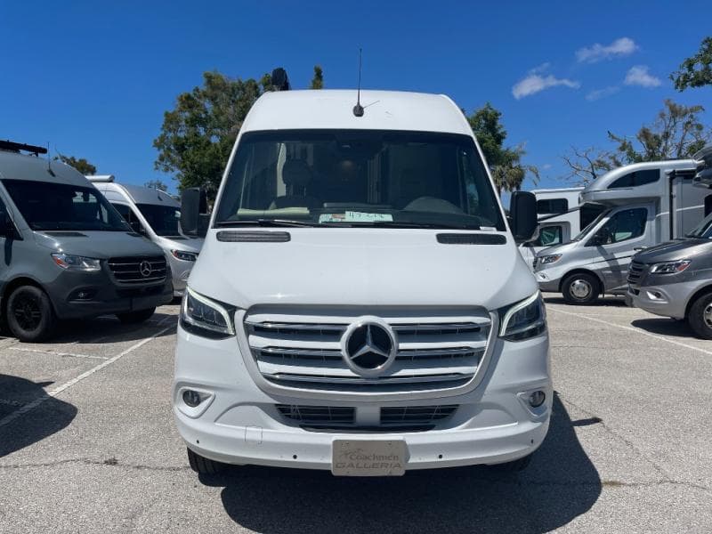 2025 Coachmen 2025 Coachmen Galleria - thumbnail 3