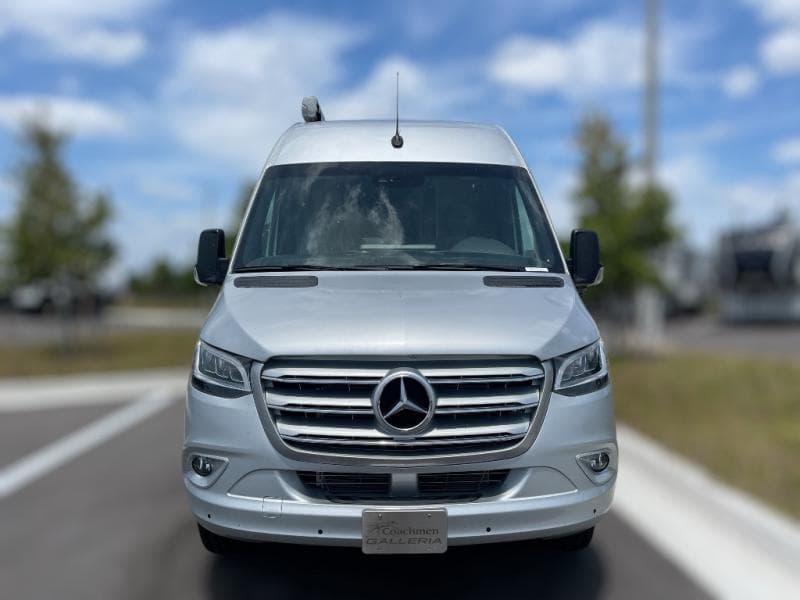 2025 Coachmen 2025 Coachmen Galleria - thumbnail 3