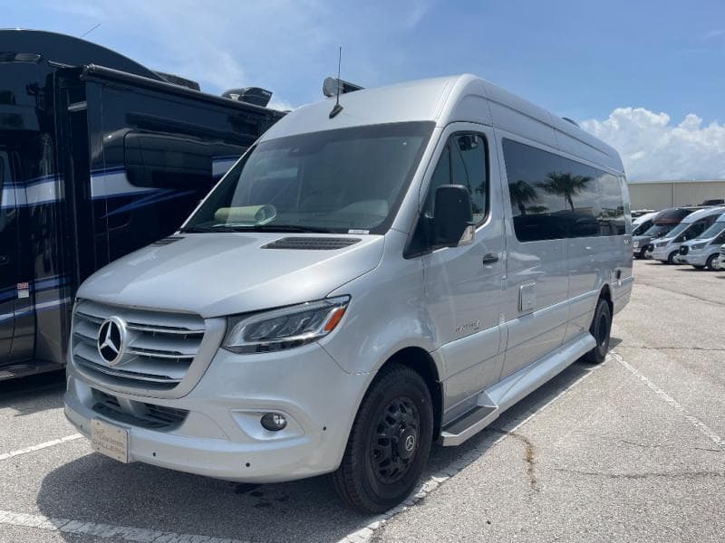 2025 Coachmen 2025 Coachmen Galleria - thumbnail 4