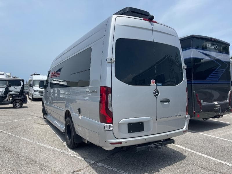 2025 Coachmen 2025 Coachmen Galleria - thumbnail 5