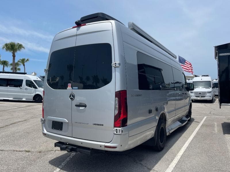 2025 Coachmen 2025 Coachmen Galleria - thumbnail 7