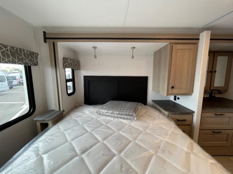 2025 Forest River 2025 Forest River Sunseeker - thumbnail 20