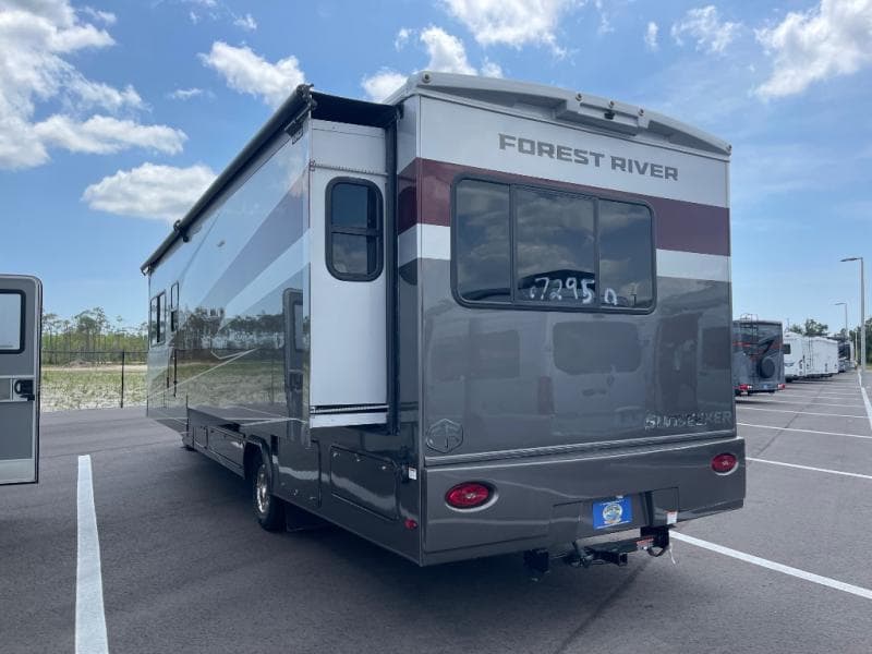 2025 Forest River 2025 Forest River Sunseeker - thumbnail 5