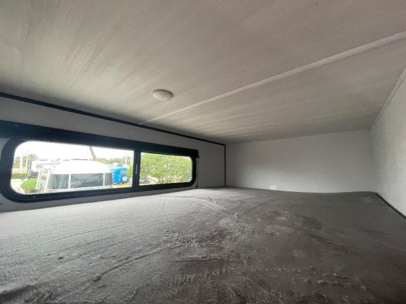 2025 Keystone RV 2025 Keystone RV Passport Classic - thumbnail 13