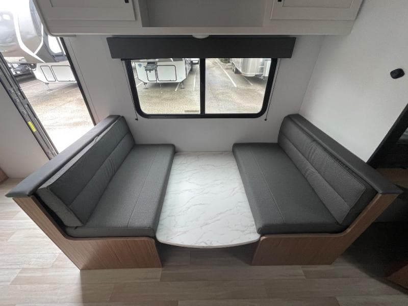 2025 Keystone RV 2025 Keystone RV Passport Classic - thumbnail 10