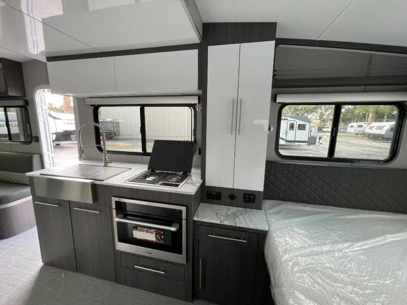 2025 inTech RV 2025 inTech RV Aucta - thumbnail 9