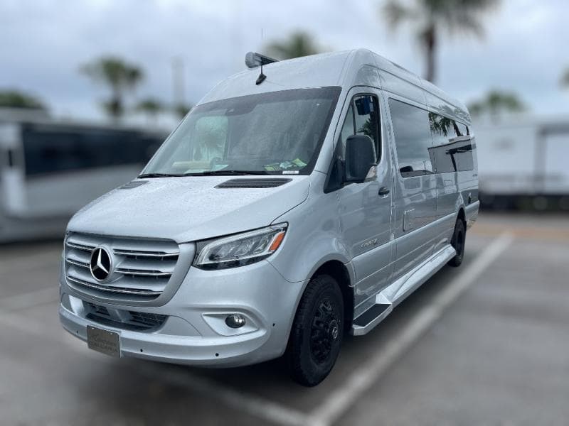 2025 Coachmen 2025 Coachmen Galleria - thumbnail 4