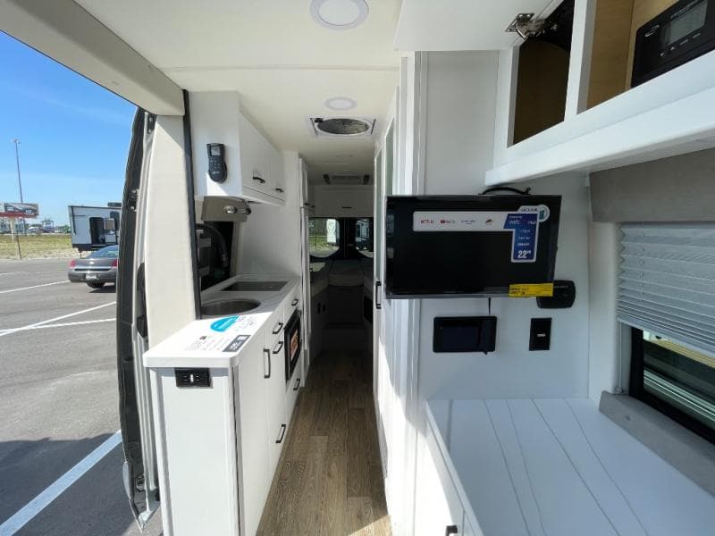 2025 Coachmen 2025 Coachmen Galleria - thumbnail 12