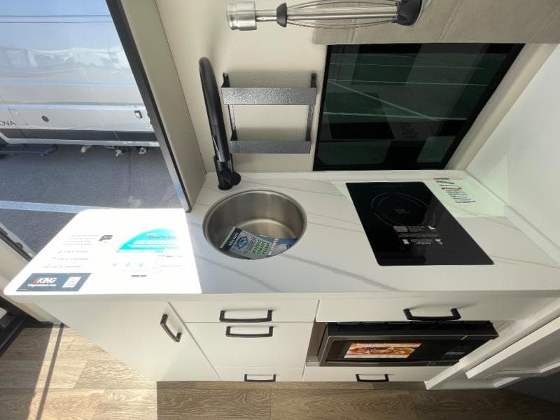 2025 Coachmen 2025 Coachmen Galleria - thumbnail 13