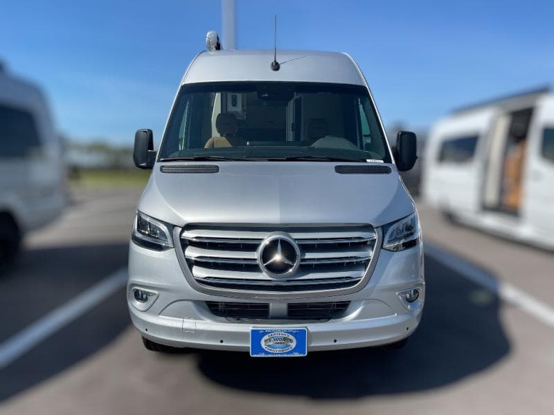 2025 Coachmen 2025 Coachmen Galleria - thumbnail 3