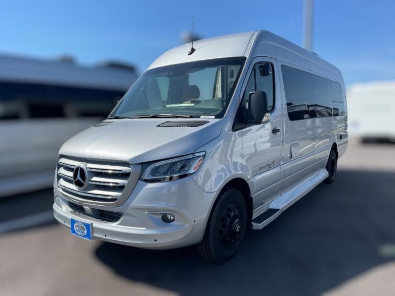 2025 Coachmen 2025 Coachmen Galleria - thumbnail 4