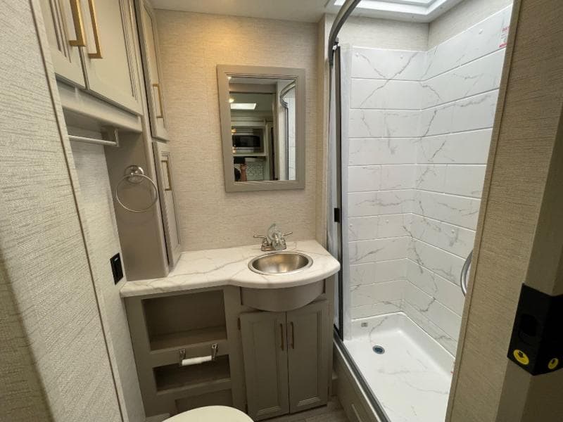 2026 Thor Motor Coach 2026 Thor Motor Coach A.C.E. - thumbnail 27