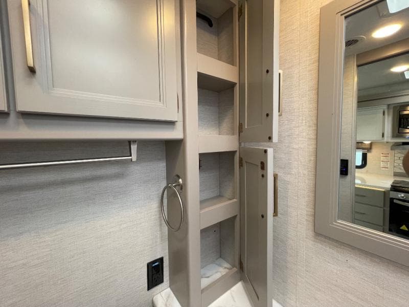 2026 Thor Motor Coach 2026 Thor Motor Coach A.C.E. - thumbnail 32