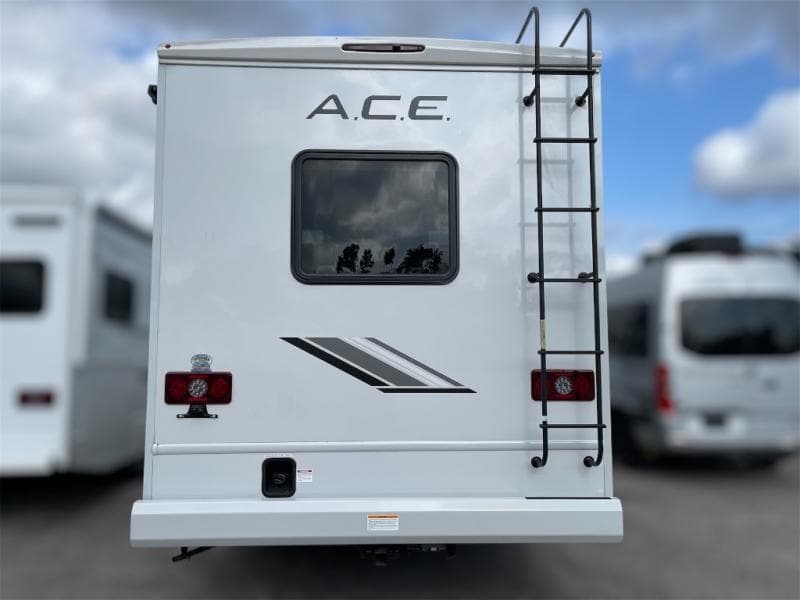 2026 Thor Motor Coach 2026 Thor Motor Coach A.C.E. - thumbnail 5