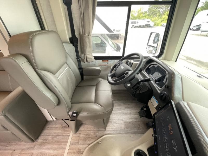 2026 Thor Motor Coach 2026 Thor Motor Coach A.C.E. - thumbnail 9