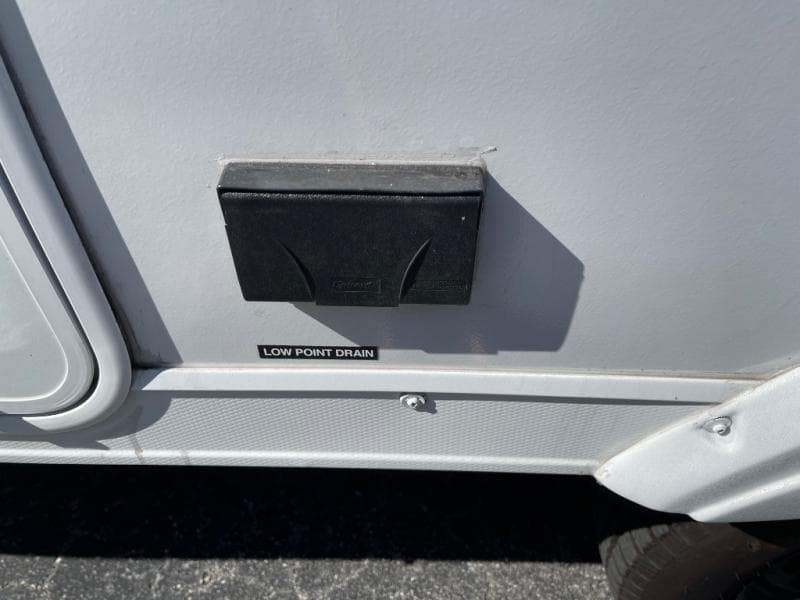 2025 Forest River 2025 Forest River Wildwood - thumbnail 11