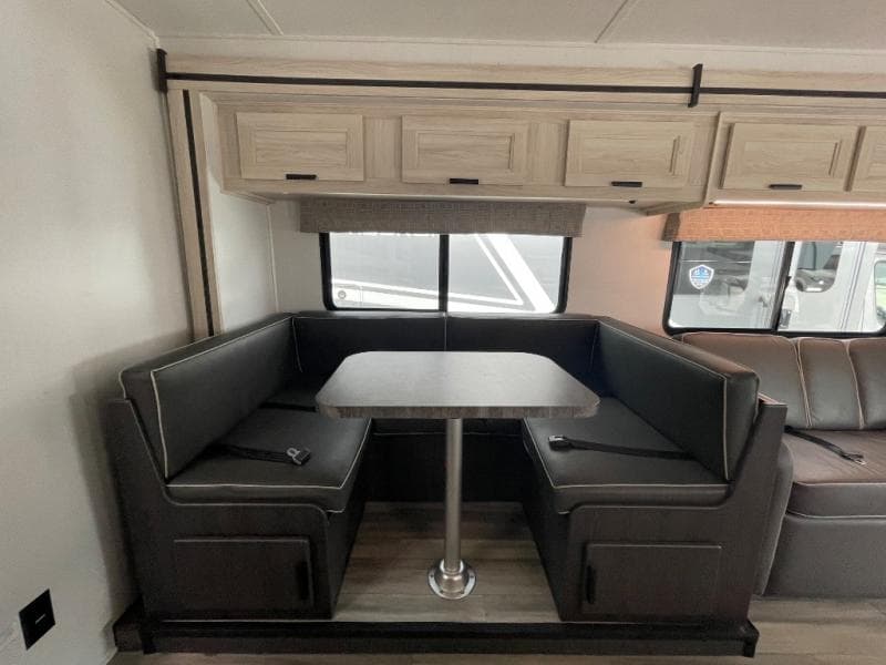 2024 Forest River 2024 Forest River Sunseeker Classic - thumbnail 10