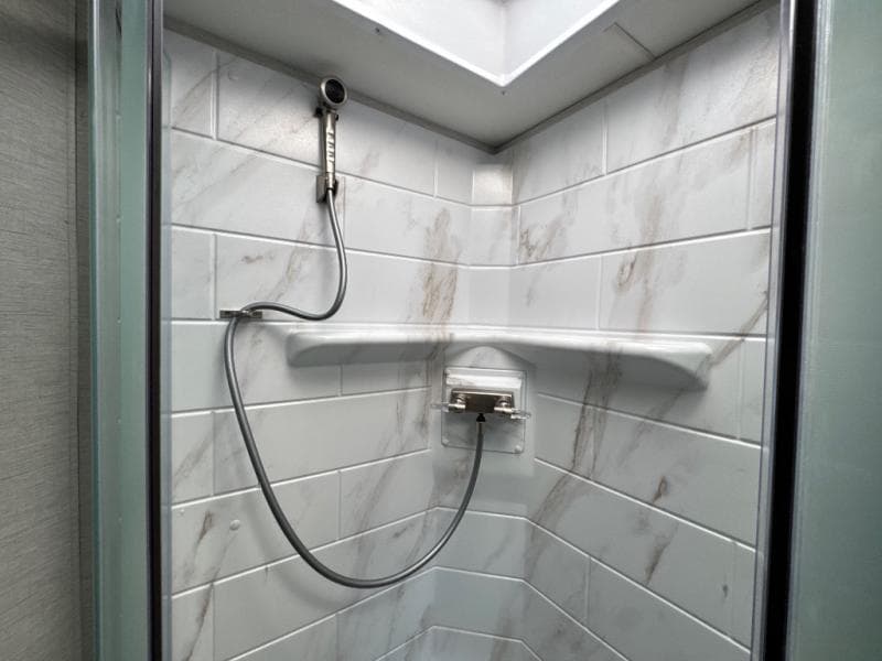 2026 Thor Motor Coach 2026 Thor Motor Coach Chateau - thumbnail 24