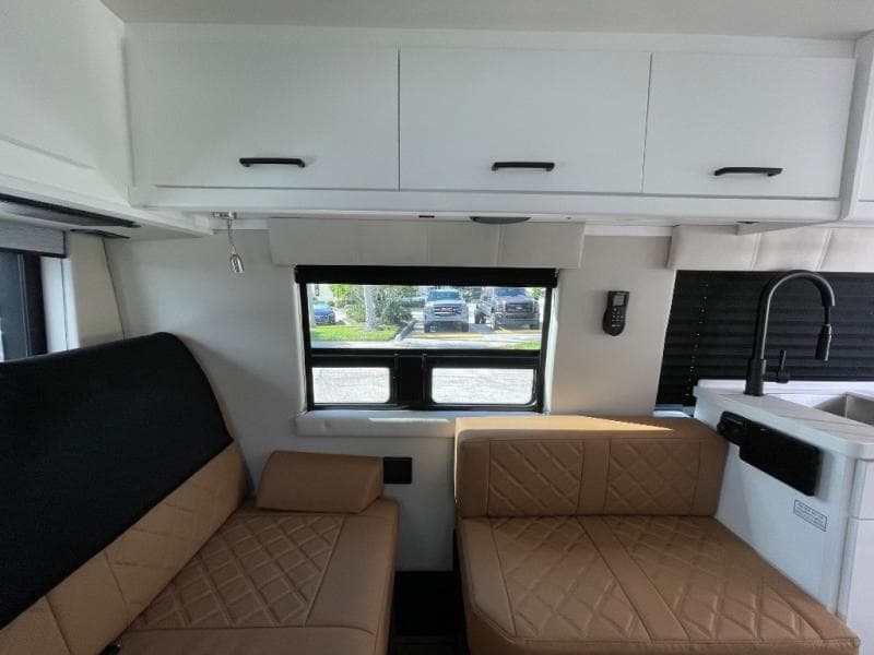 2025 Coachmen 2025 Coachmen Galleria - thumbnail 17