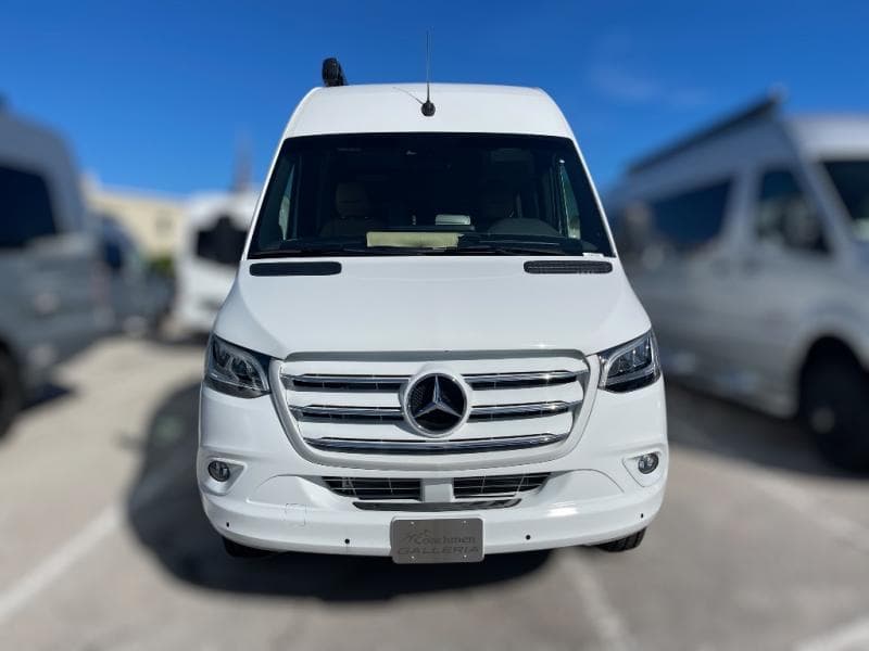 2025 Coachmen 2025 Coachmen Galleria - thumbnail 3