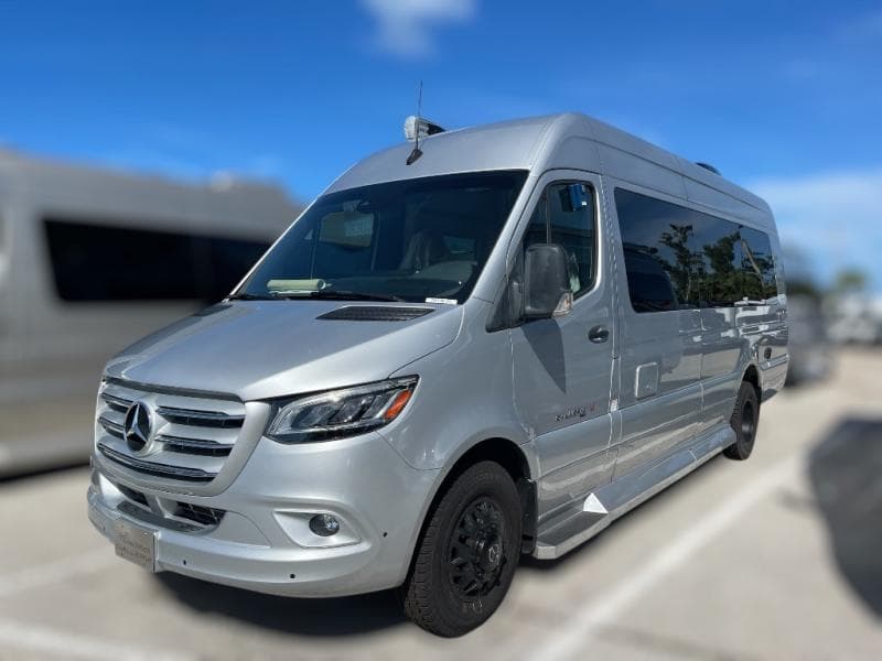 2025 Coachmen 2025 Coachmen Galleria - thumbnail 4