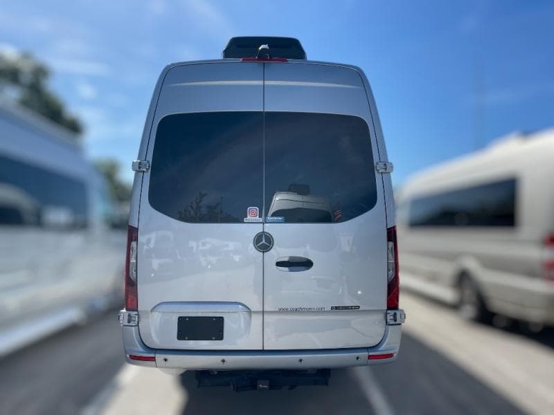 2025 Coachmen 2025 Coachmen Galleria - thumbnail 7