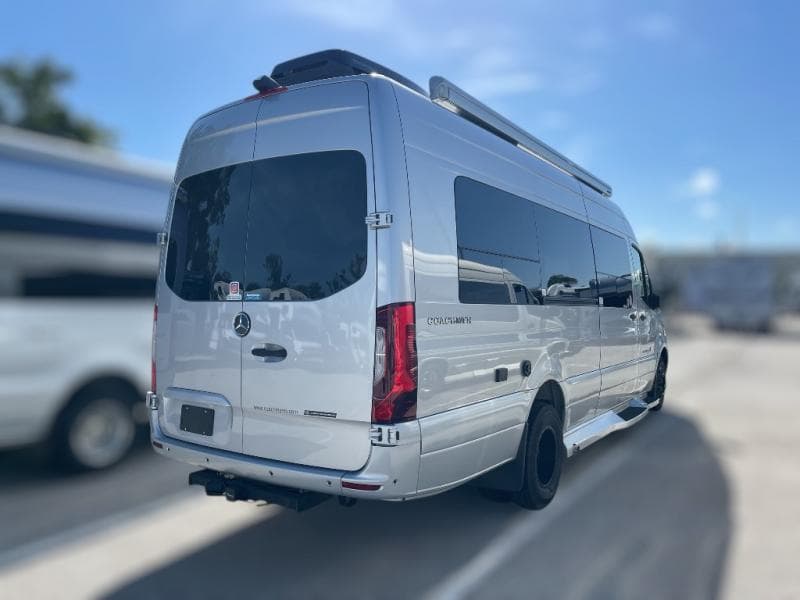 2025 Coachmen 2025 Coachmen Galleria - thumbnail 8