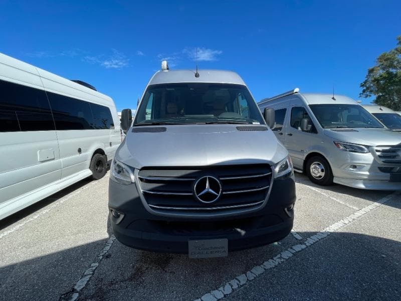 2025 Coachmen 2025 Coachmen Galleria - thumbnail 3