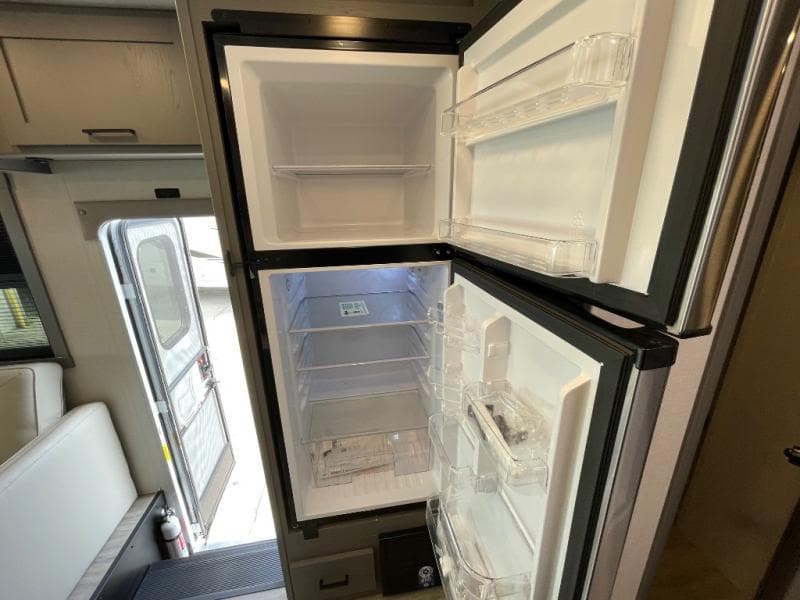 2026 Coachmen 2026 Coachmen Pursuit - thumbnail 18