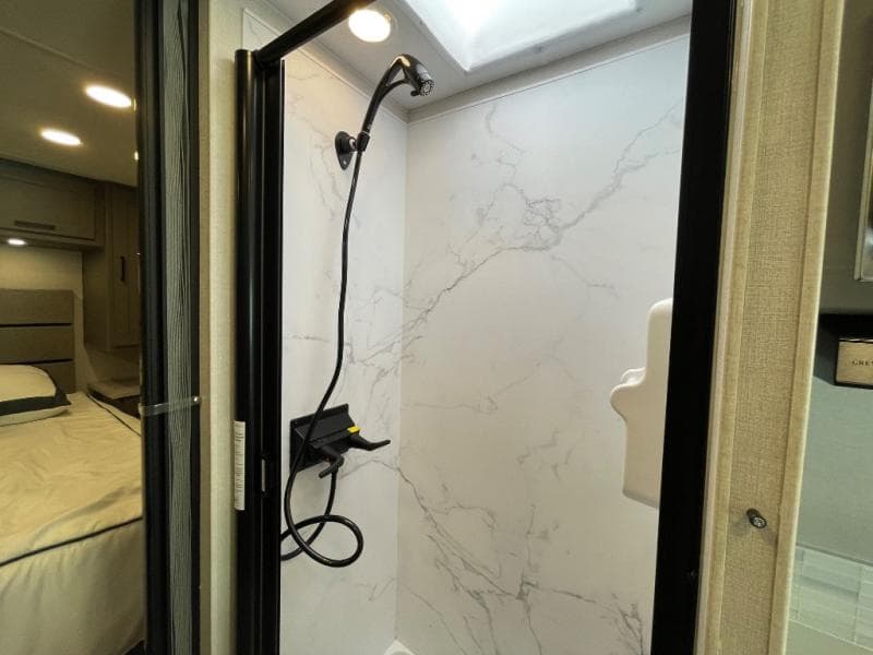 2026 Coachmen 2026 Coachmen Pursuit - thumbnail 31