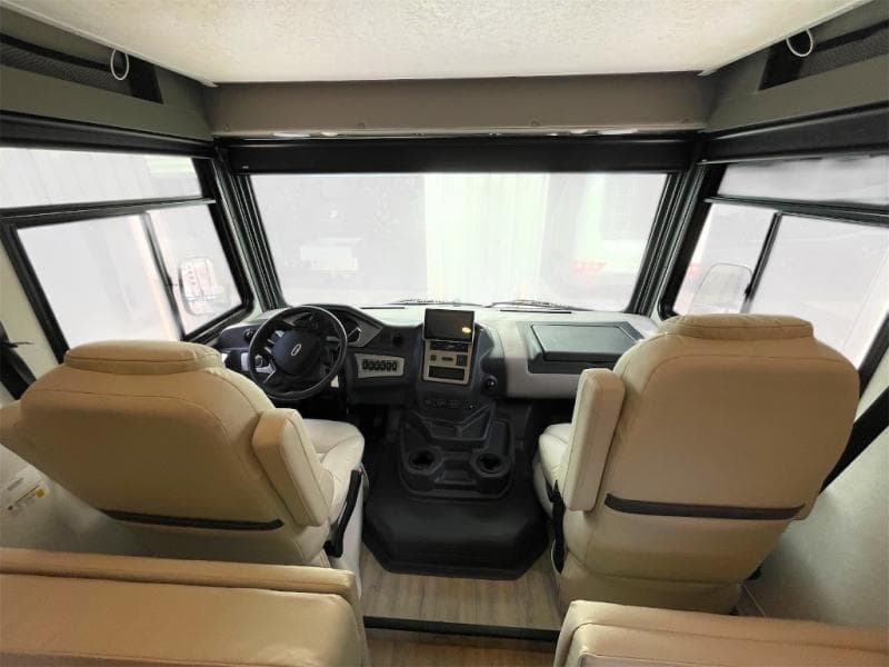 2026 Coachmen 2026 Coachmen Pursuit - thumbnail 6