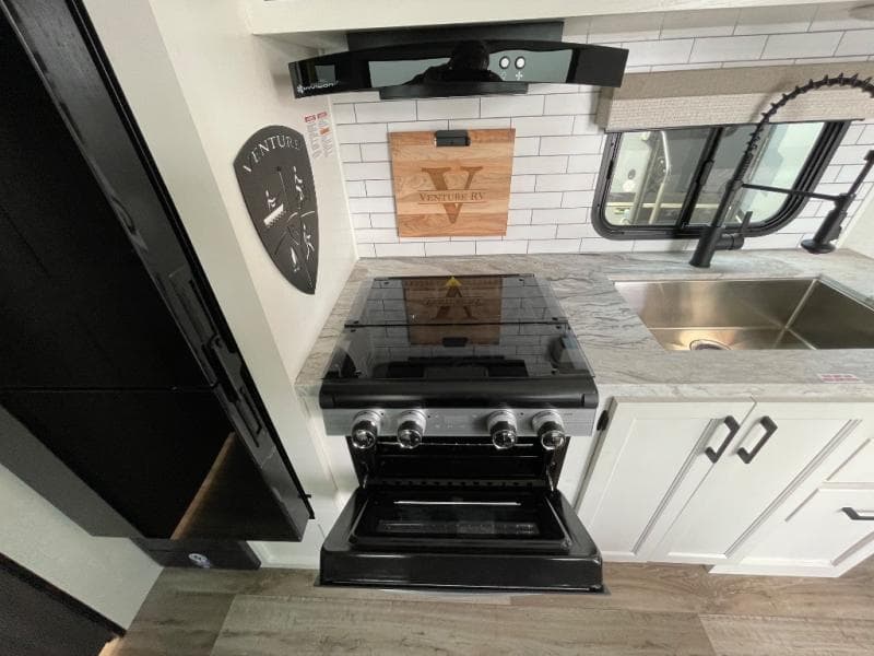 2025 Venture RV 2025 Venture RV Stratus - thumbnail 35