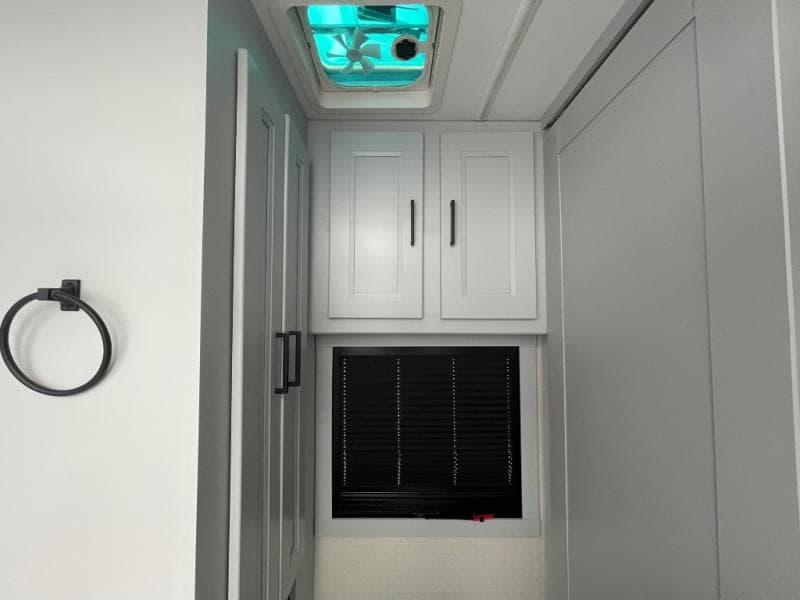 2026 Coachmen 2026 Coachmen Mirada - thumbnail 20