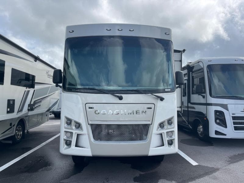 2026 Coachmen 2026 Coachmen Mirada - thumbnail 3