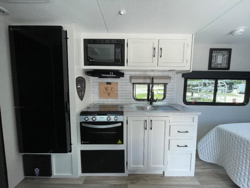 2025 Venture RV 2025 Venture RV Stratus - thumbnail 11