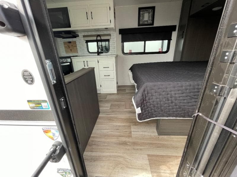 2025 Venture RV 2025 Venture RV Stratus - thumbnail 24