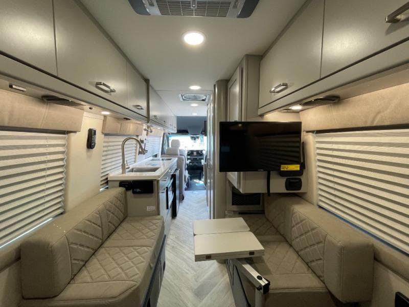 2025 Coachmen 2025 Coachmen Galleria - thumbnail 15