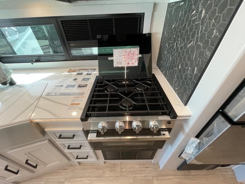 2026 Coachmen 2026 Coachmen Mirada - thumbnail 18