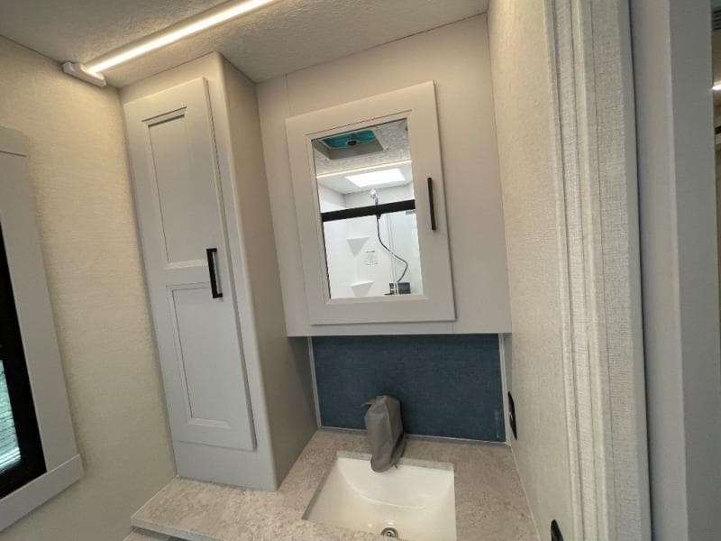 2026 Coachmen 2026 Coachmen Mirada - thumbnail 32