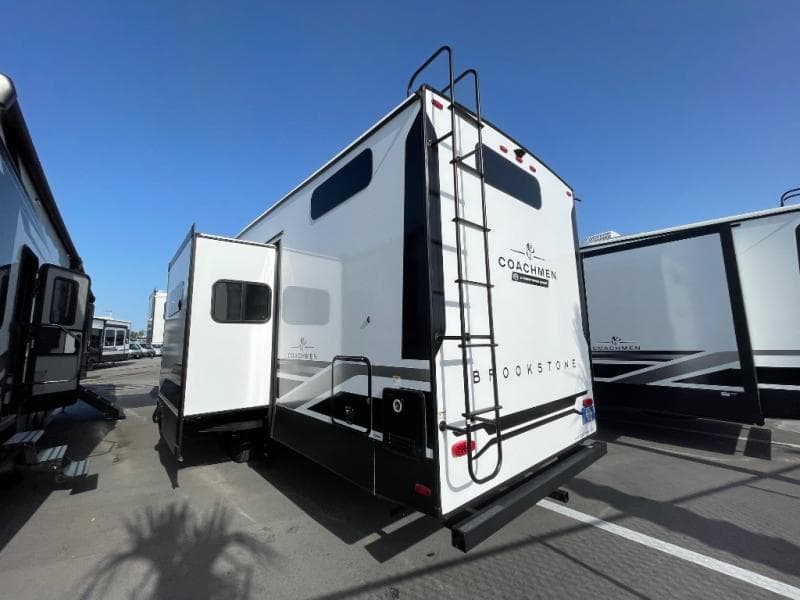 2026 Coachmen 2026 Coachmen Brookstone - thumbnail 8