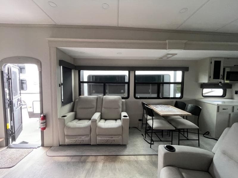 2026 Coachmen 2026 Coachmen Brookstone - thumbnail 12