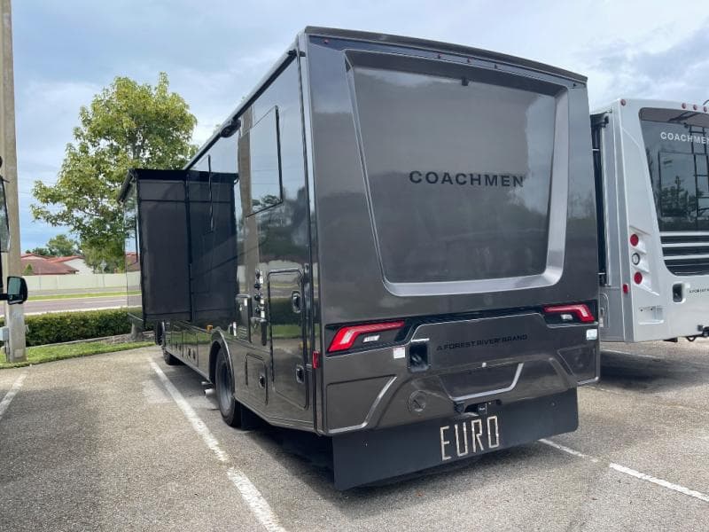 2026 Coachmen 2026 Coachmen Euro - thumbnail 6