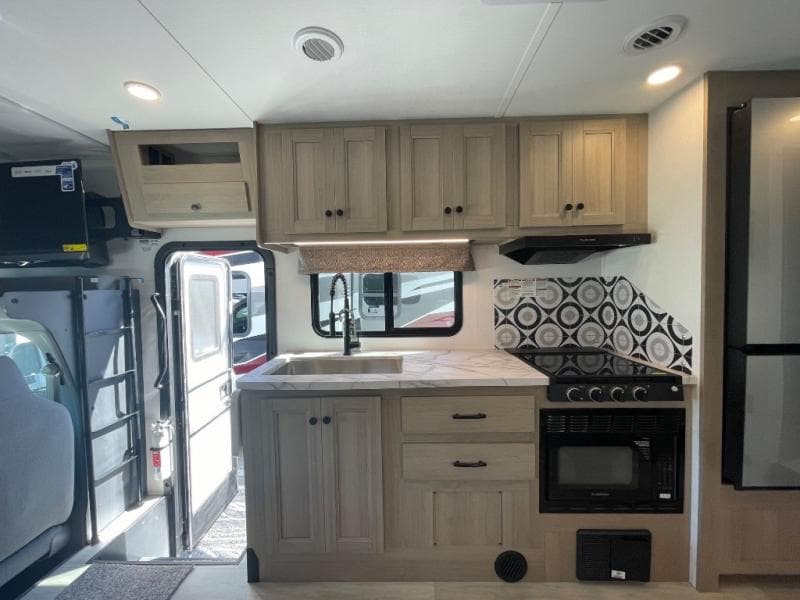 2026 Forest River 2026 Forest River Forester - thumbnail 8